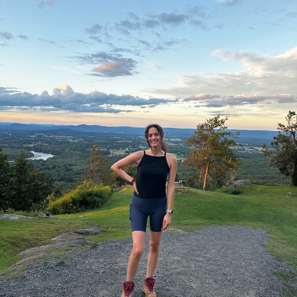Meet your Posher, Bianca